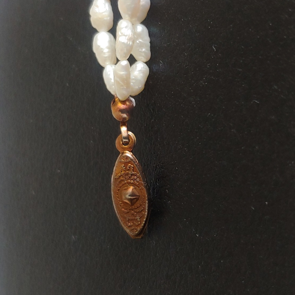 Vintage beauty faux pearl black & white women's bracelet-8 inches - Picture 6 of 12